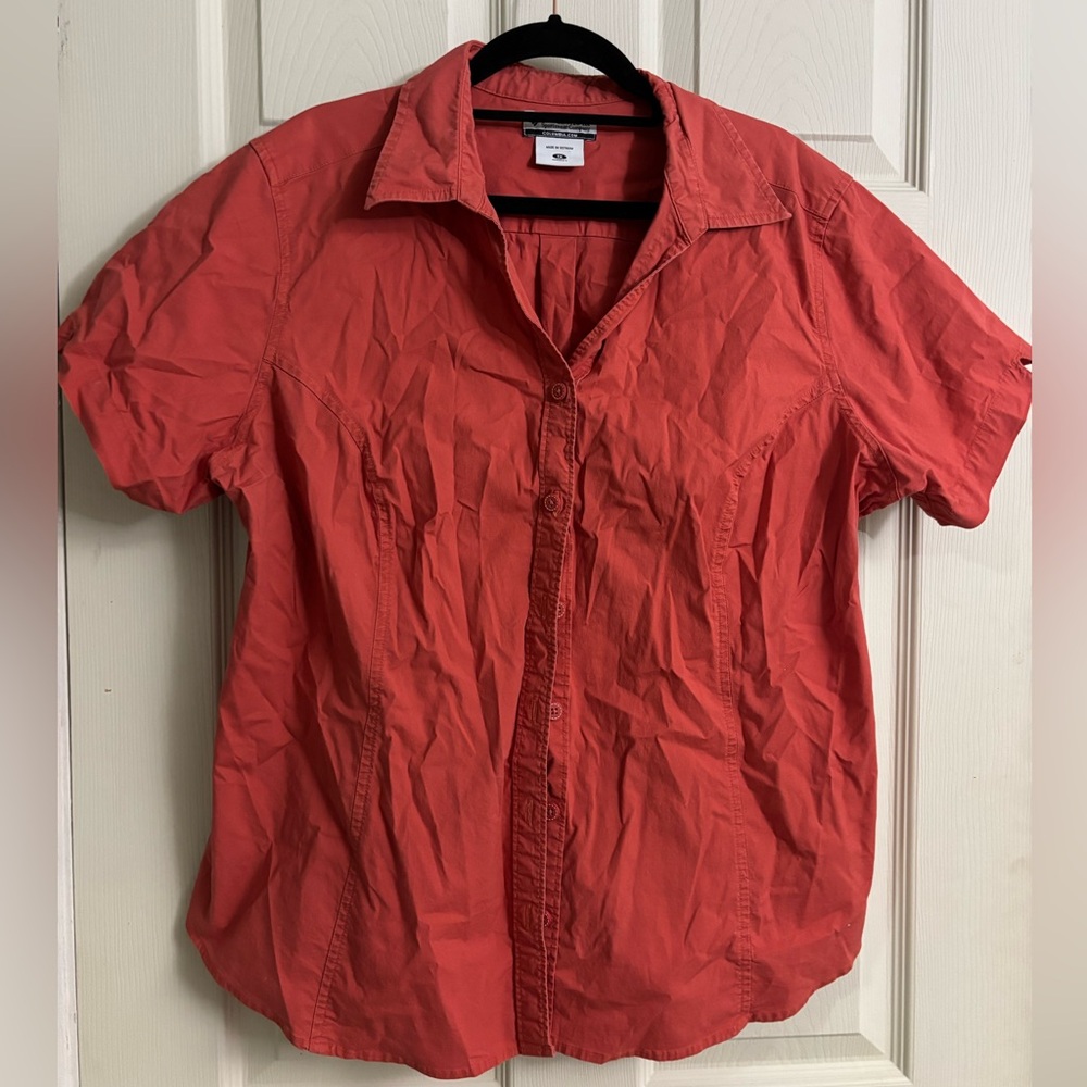 Columbia Women’s Performance Casual Red Button Down Shirt